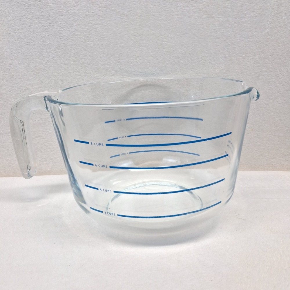 Vintage Pyrex Corning M-640 8 Cup Glass Measuring Batter Bowl USA